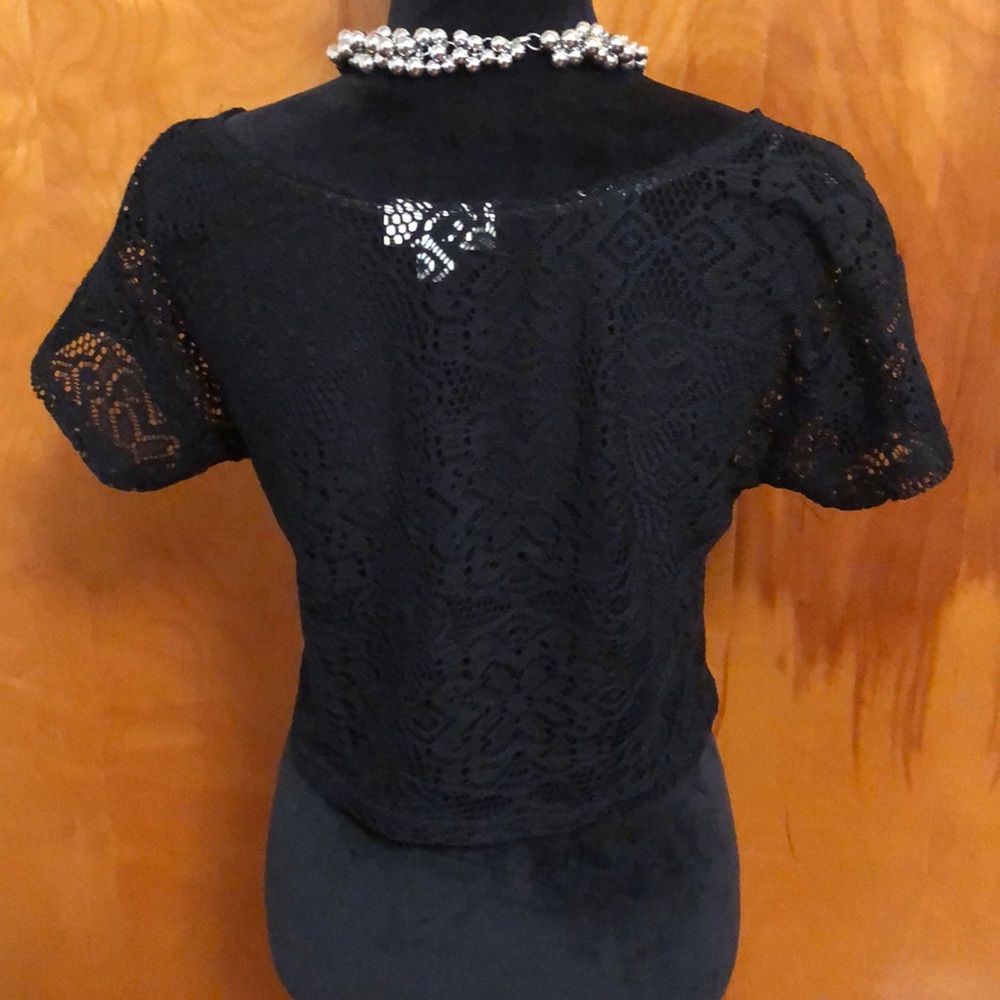 Lace Crop Top - Picture 2 of 3